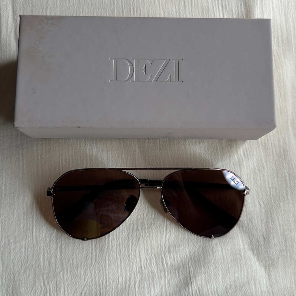 Dezi Brown Aviator Sunglasses